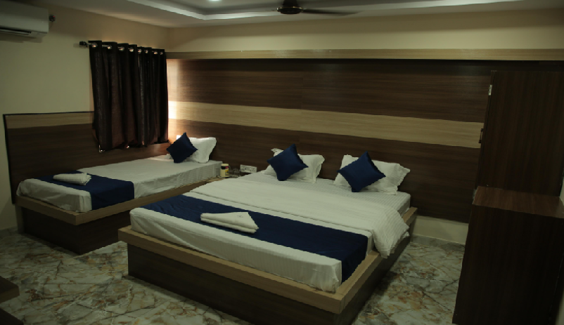 1 x Standard Triple Room